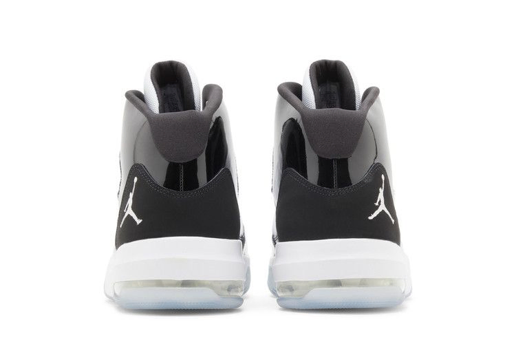 Кроссовки Air Jordan Max Aura 'Black White'