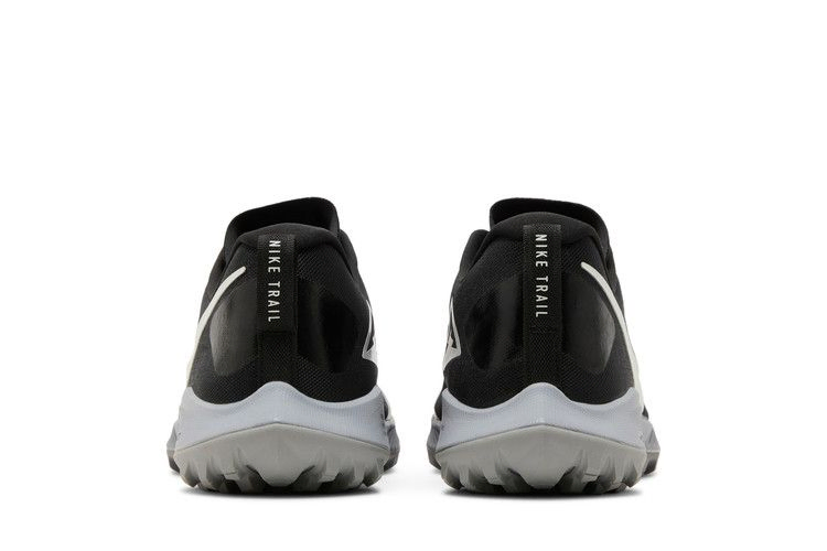 air-zoom-terra-kiger-5-black-aq2219-001_05