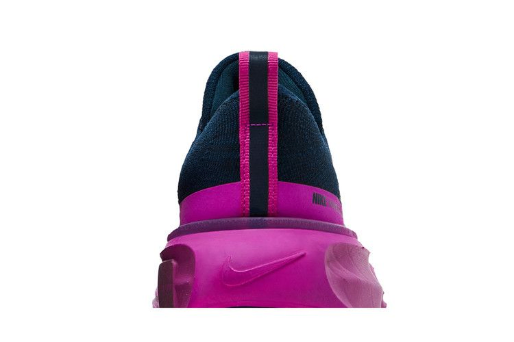 Кроссовки Nike Wmns ZoomX Invincible 3 'Armory Navy Vivid Grape'