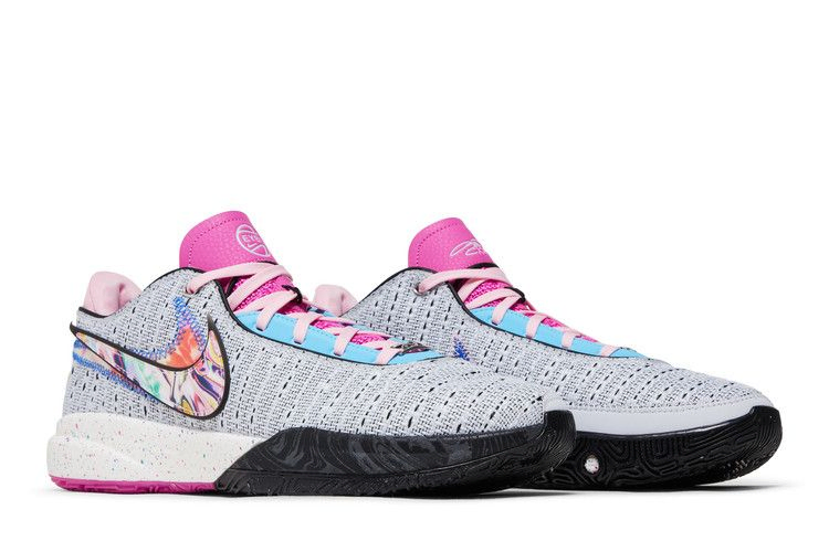 lebron-20-eybl-fn5154-001_07