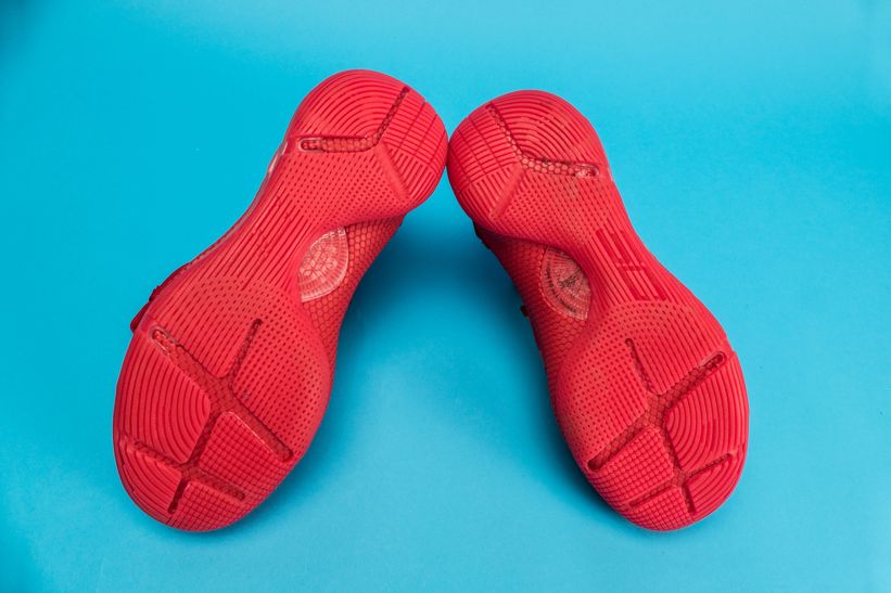 Кроссовки Under Armour Curry 6 Red Heart of the Town