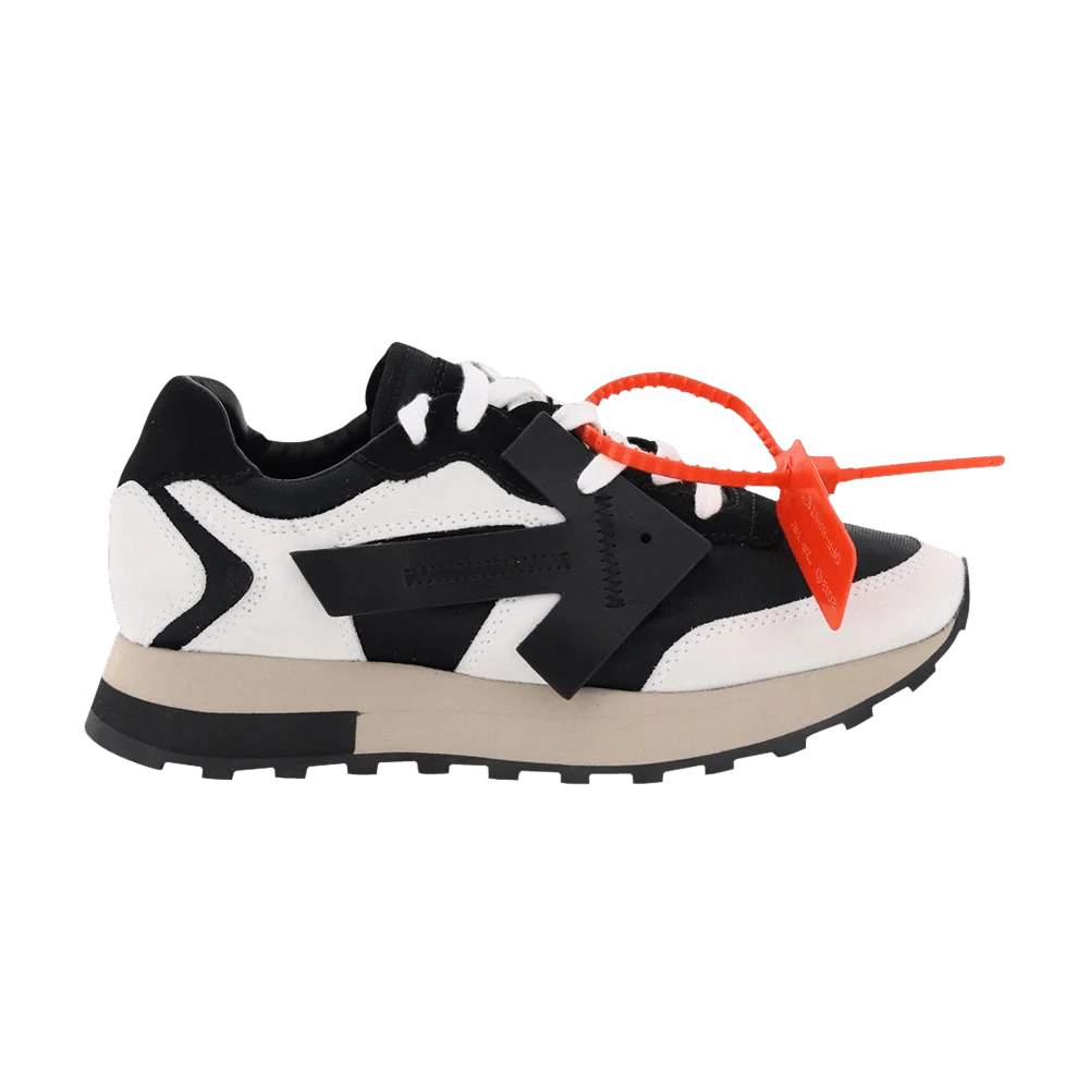 Krossovki-Off-White-Wmns-HG-Runner-White-Black