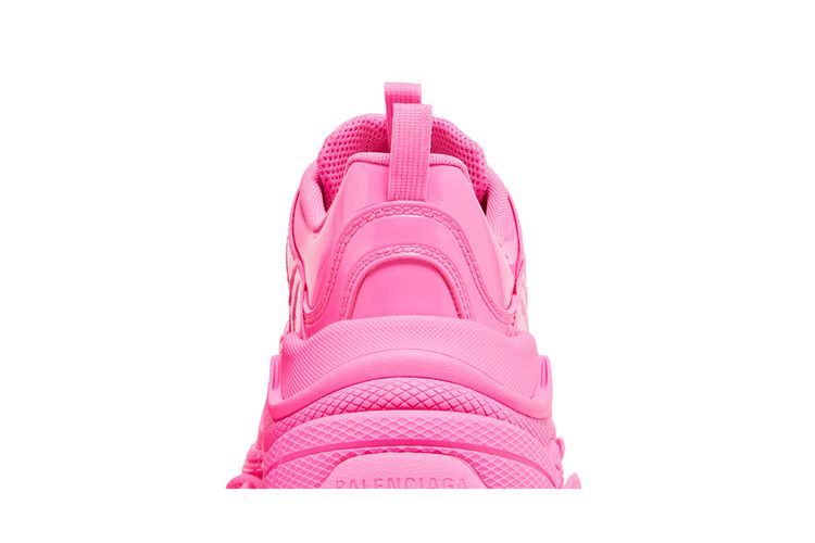 Кроссовки Balenciaga Wmns Triple S Sneaker 'Pink Patent'