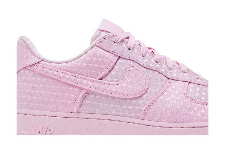 Krossovki-Wmns-Nike-Air-Force-1-Low-Valentines-Day-Pink-Foam-2026-1