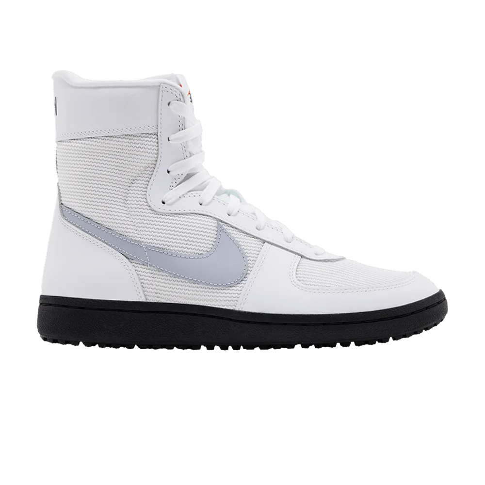 Krossovki-Stranger-Things-x-Nike-Field-General-High-Eleven