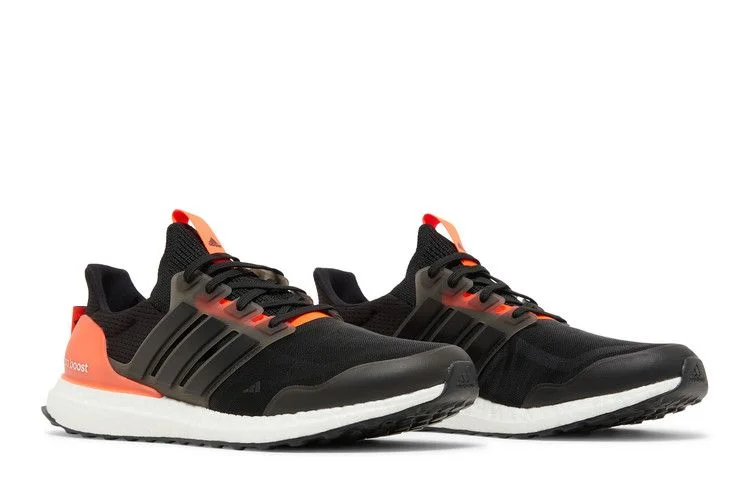 Krossovki-Adidas-UltraBoost-5.0-DNA-Black-Solar-Red-7