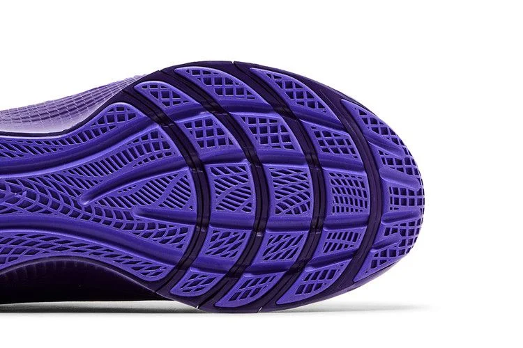 Krossovki-Nike-LeBron-TR-1-Purple-Rain-4
