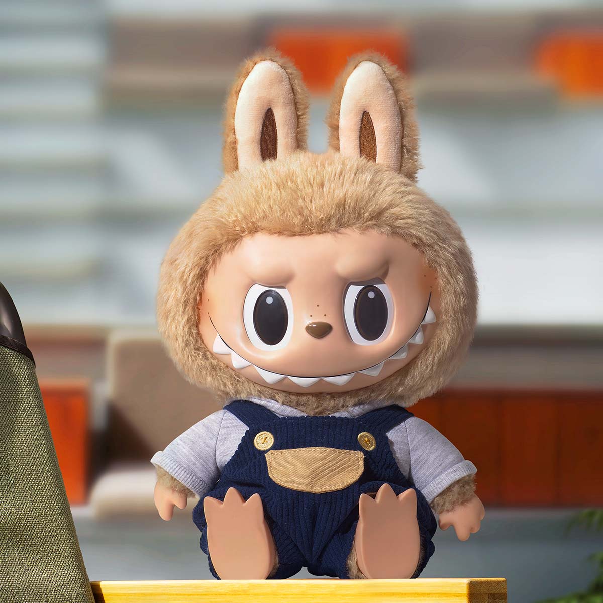Виниловая плюшевая фигурка POP MART LABUBU Time to chill-Vinyl Plush Doll