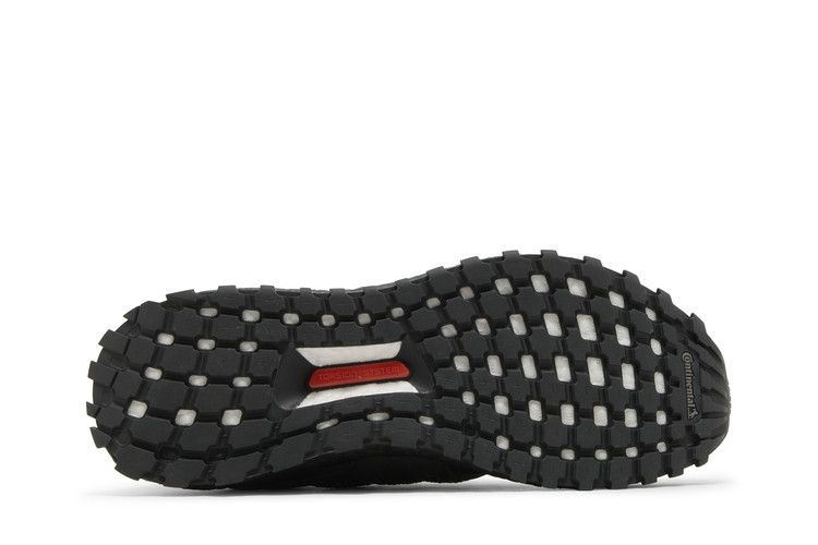 ultraboost-1-0-atr-black-carbon-id1747_03