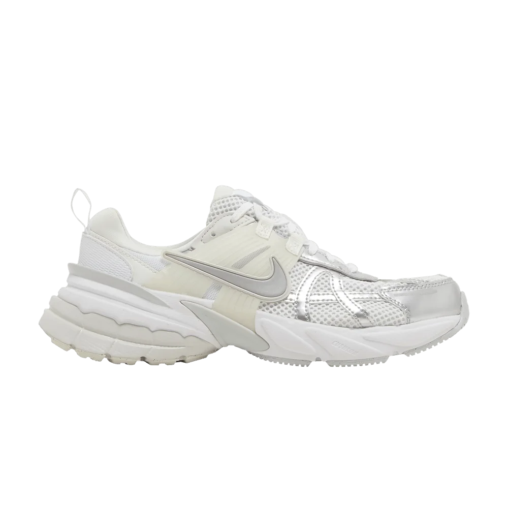 Кроссовки Nike Wmns V2K Run 'Metallic Silver'