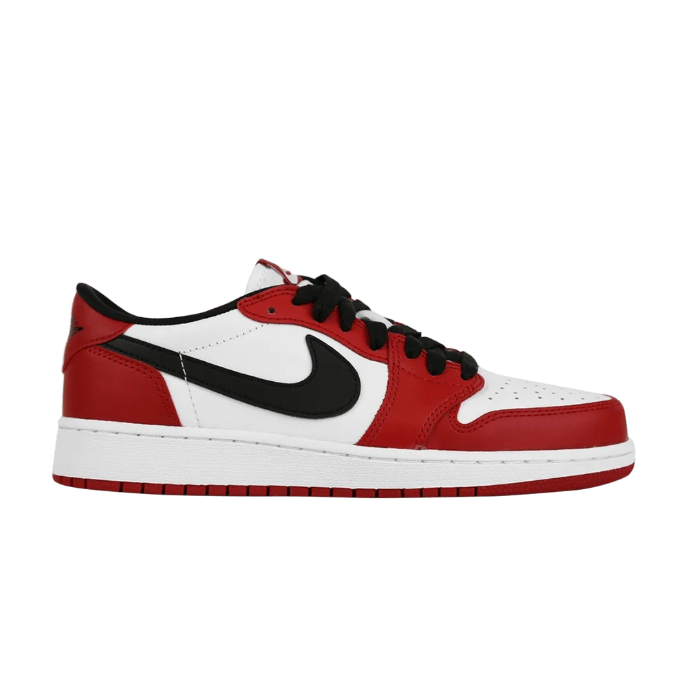 Krossovki-Air-Jordan-1-Retro-Low-OG-BG-Chicago