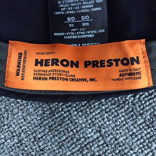 Кепка Heron Preston Black And Red Embroidered Logo Cap