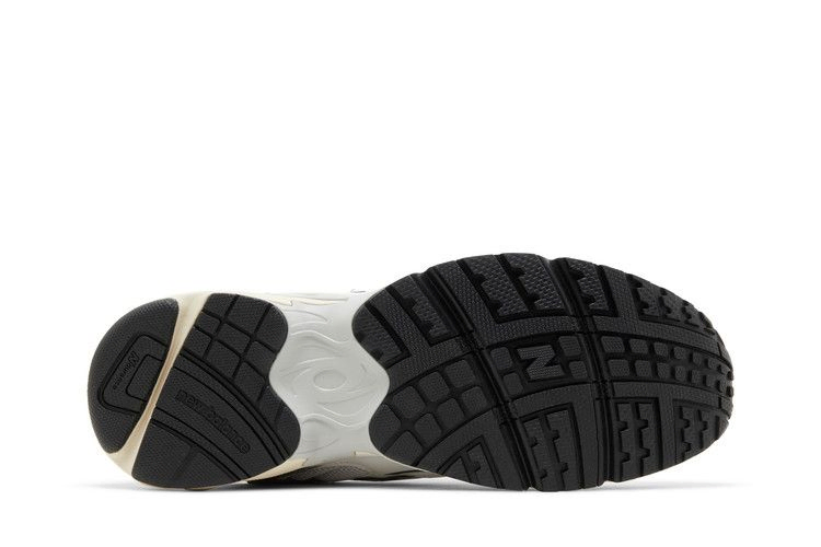 Кроссовки New Balance 725v1 'Metallic Silver Slate Grey'
