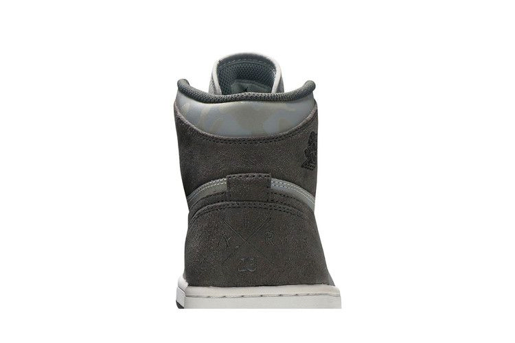 Кроссовки Air Jordan 1 Retro High Premium 'Grey Camo'