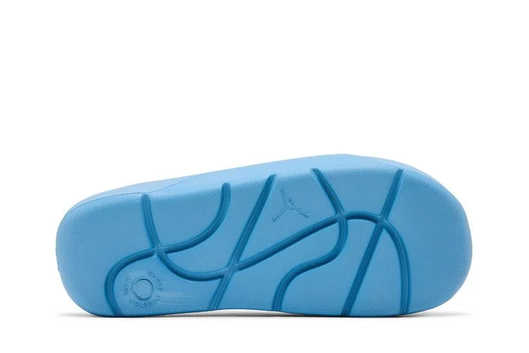 Air-Jordan-Post-Slide-Chambray-3