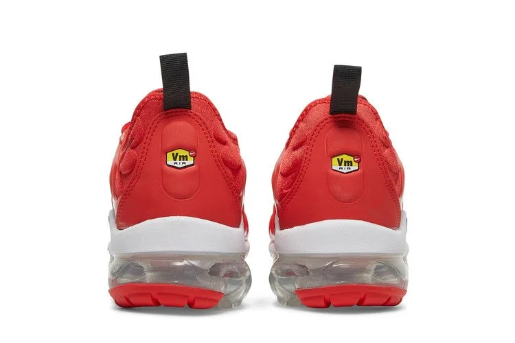 Krossovki-Nike-Wmns-Air-VaporMax-Plus-Chile-Red-5