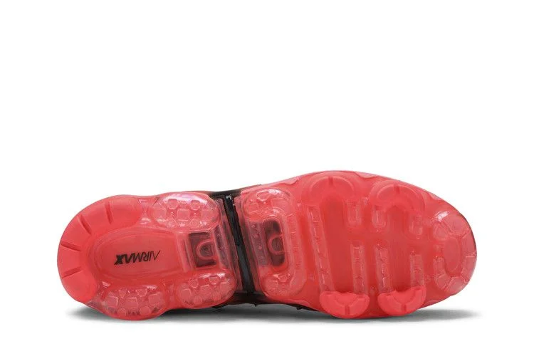Кроссовки Nike Air VaporMax Plus 'Laser Crimson'