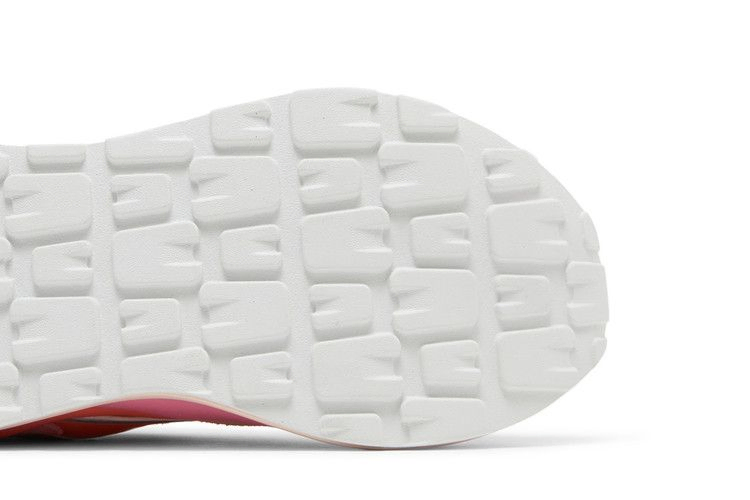 wmns-57-40-valentine-s-day-w5740vda_04
