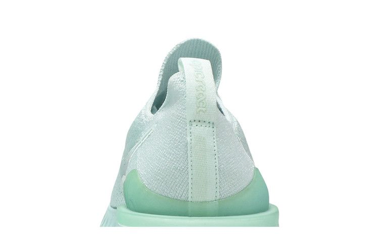 Кроссовки Nike Epic React Flyknit 2 'Teal Tint'