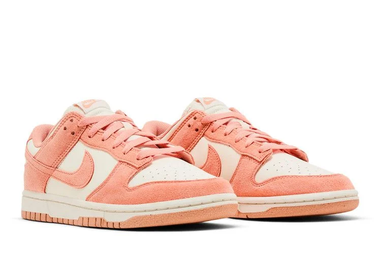 Krossovki-Nike-Wmns-Dunk-Low-Next-Nature-Apricot-Agate-7