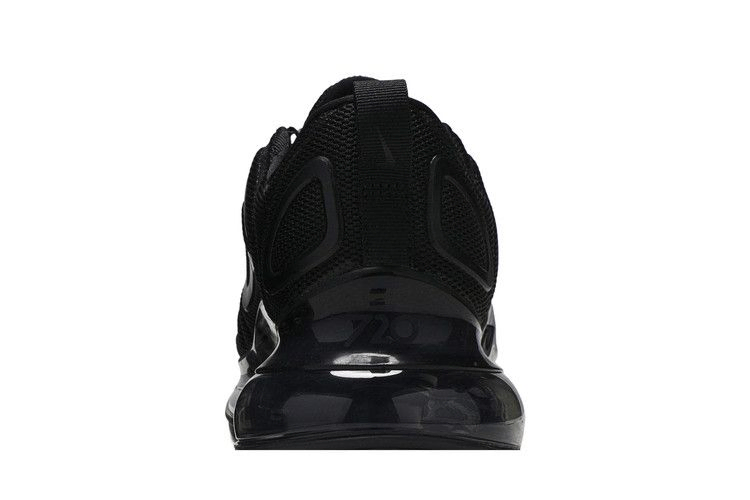 Кроссовки Nike Air Max 720 GS 'Triple Black'
