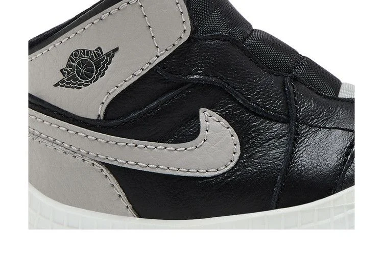 Кроссовки Air Jordan 1 Crib Bootie 'Shadow' 2018