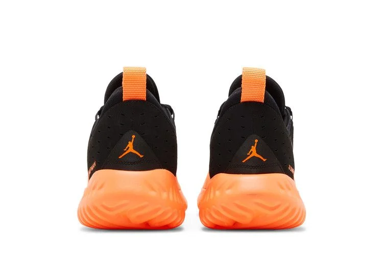 Krossovki-Air-Jordan-Proto-Lyte-Black-Total-Orange-5