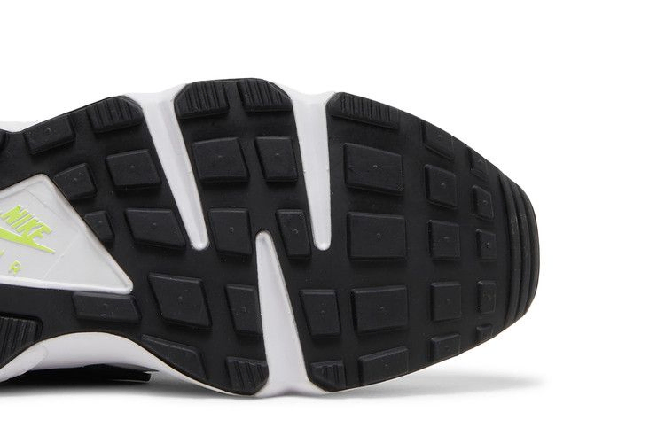 air-huarache-og-magenta-2021-dh4439-101_04