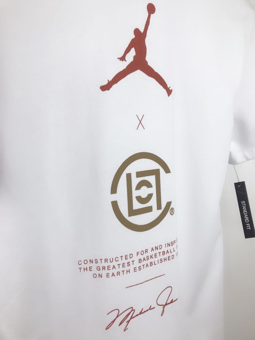 2019-CLOT-x-Jordan-White-T-shirt-4