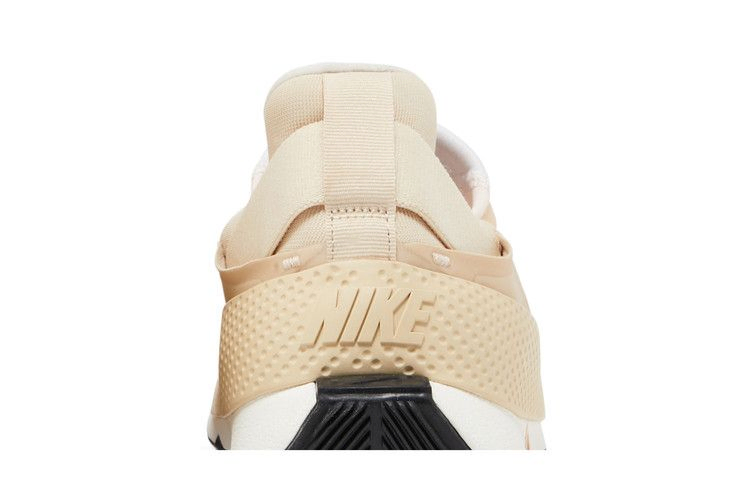 Кроссовки Nike Wmns GO FlyEase 'Sanddrift'