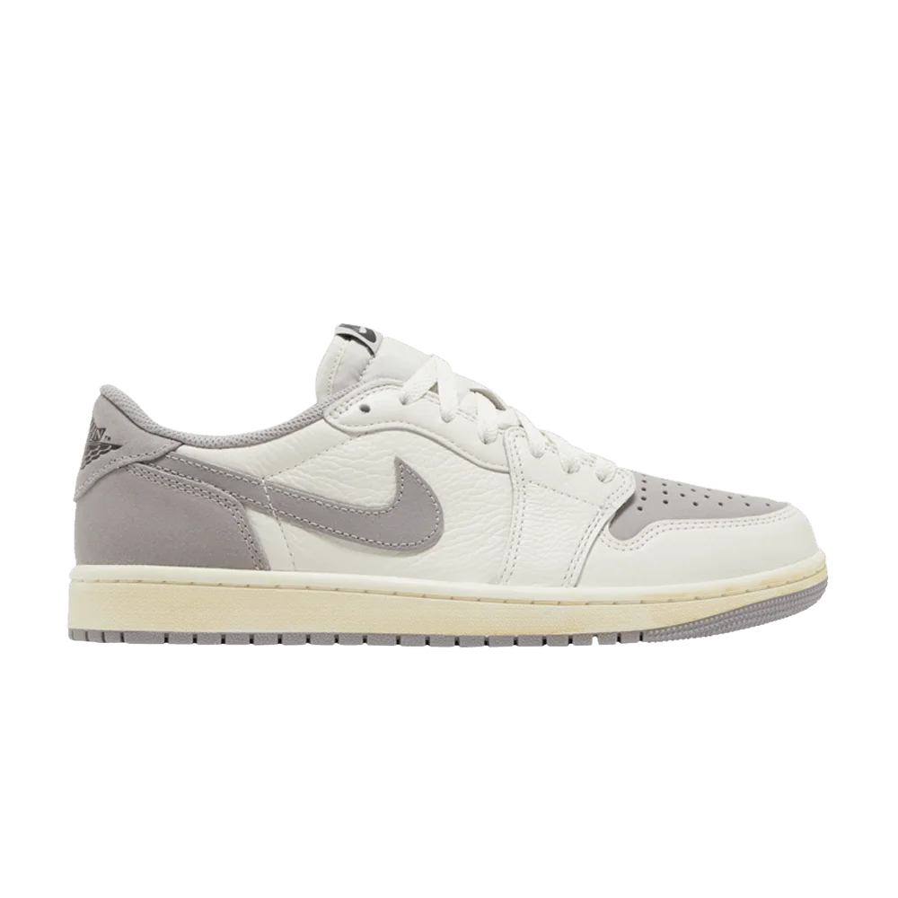 Krossovki-Air-Jordan-1-Retro-Low-OG-Atmosphere-Grey
