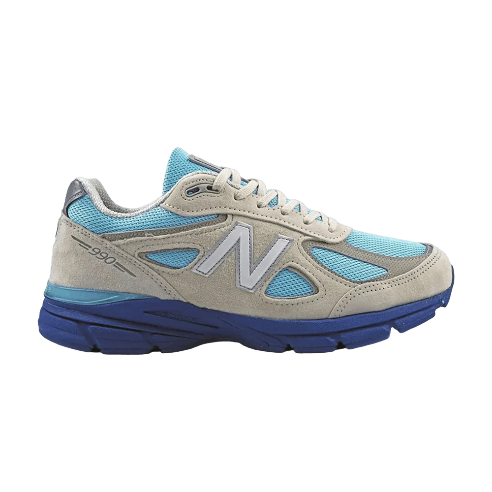 Krossovki-New-Balance-990v4-Made-in-USA-Moonbeam-Cloud-Blue