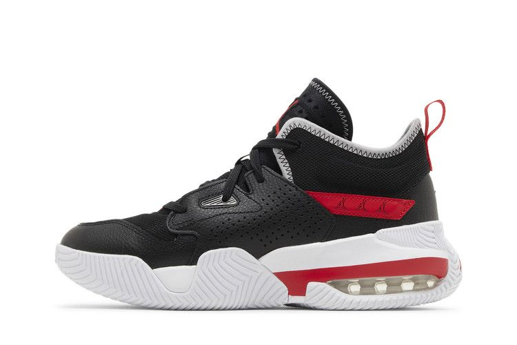 jordan-stay-loyal-2-gs-black-university-red-dq8398-006_02