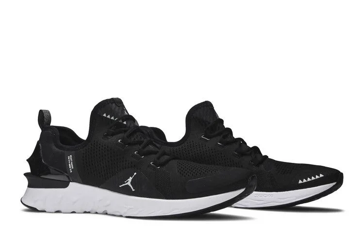 Krossovki-Air-Jordan-React-Havoc-Black-7
