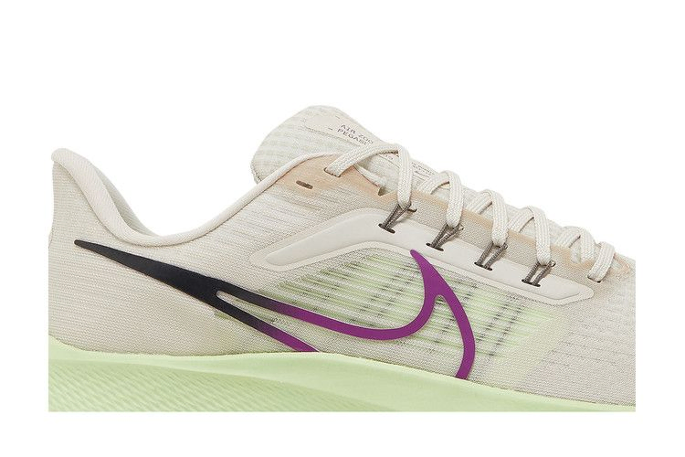 Кроссовки Nike Air Zoom Pegasus 39 'Red Plum Volt'
