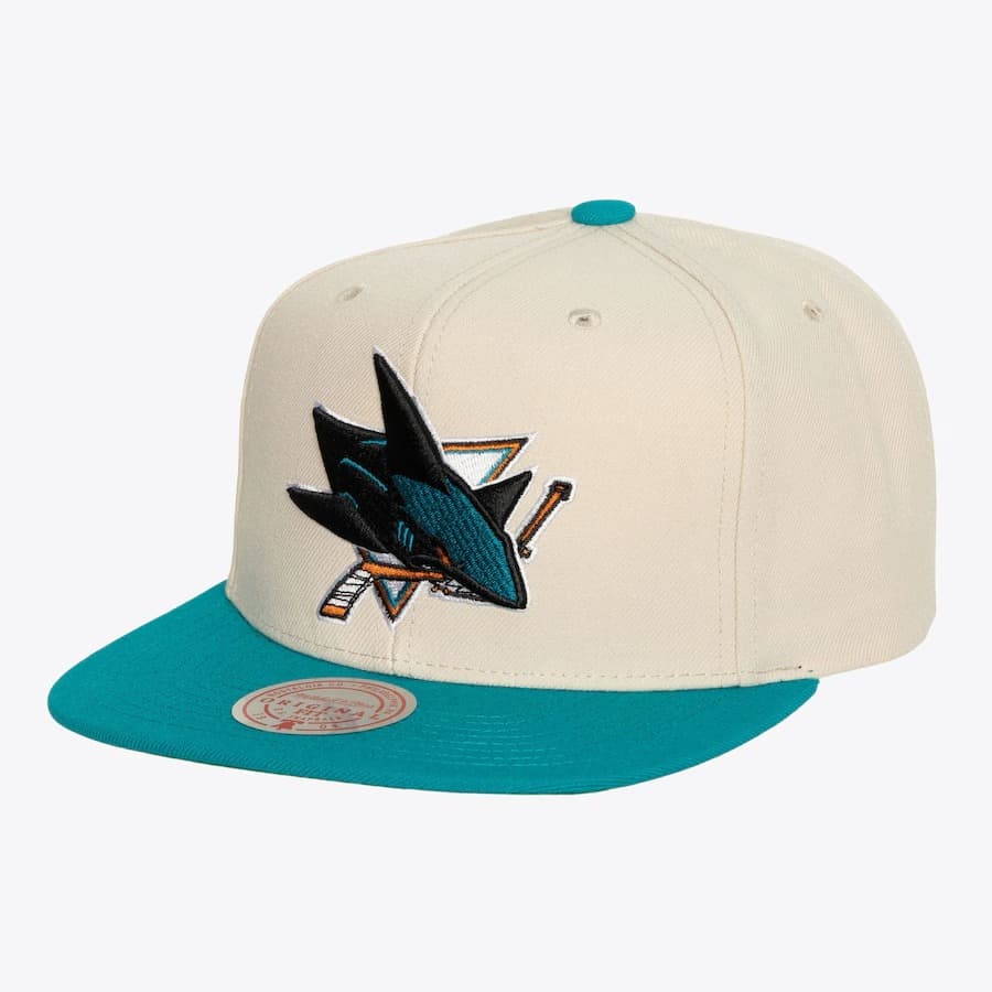 Бейсболка Mitchell & Ness Cream San Jose Sharks Vintage Snapback Hat