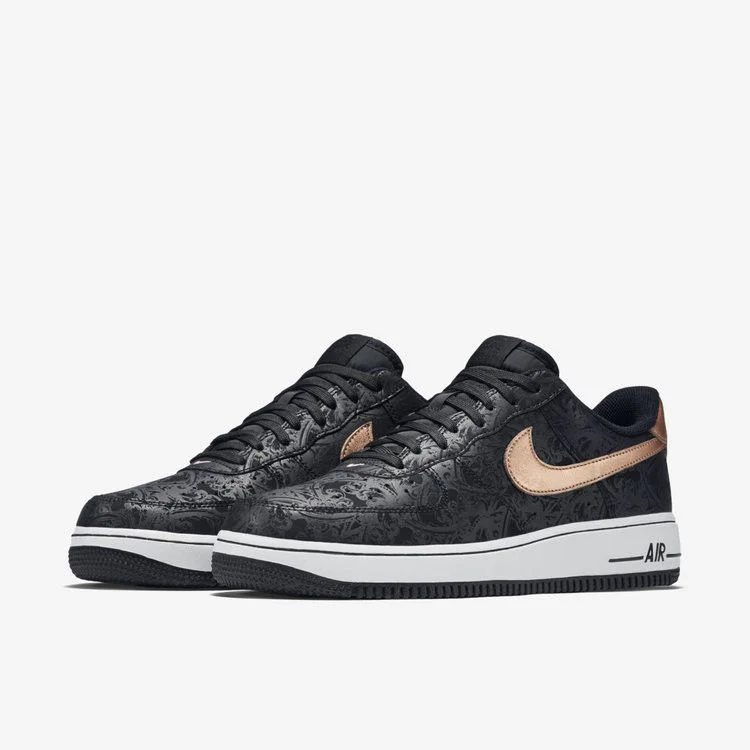 Krossovki-Nike-Air-Force-1-Low-07-LV8-Black-1