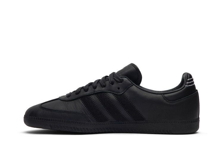 Кроссовки Pleasures x adidas Samba '3D Embroidery'