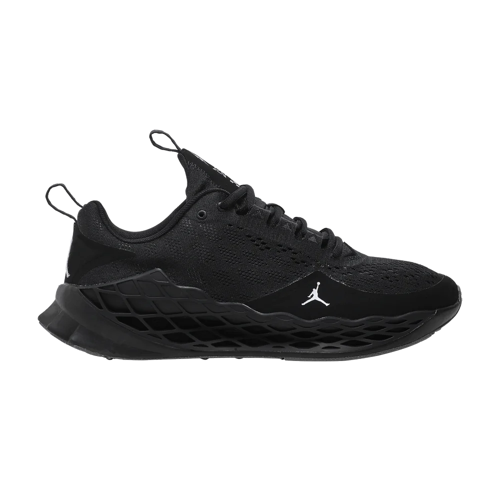 Krossovki-Air-Jordan-Zoom-Trunner-Advance-Black-Cat