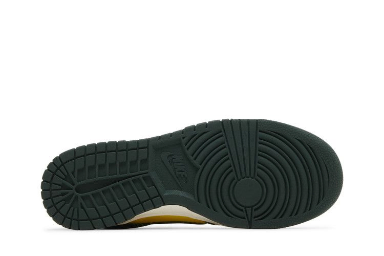 Кроссовки Nike Wmns Dunk Low 'Noble Green'