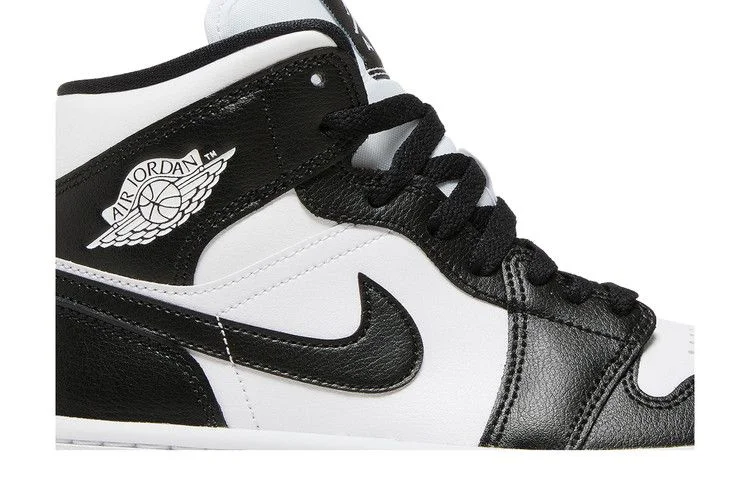Кроссовки Wmns Air Jordan 1 Mid 'Panda'