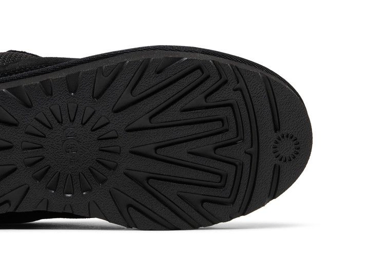Кроссовки UGG Wmns Lowmel 'Black'