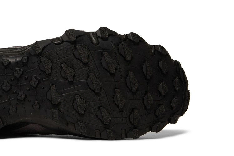 hyperturf-black-trace-grey-gx2022_04