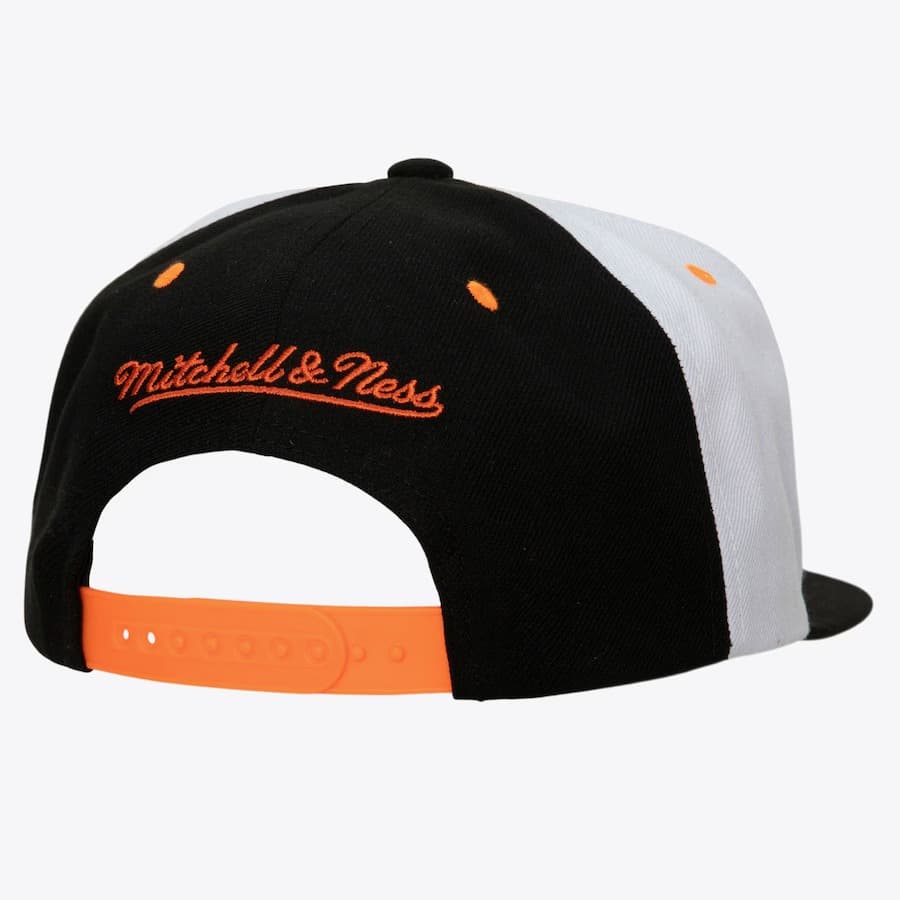 Бейсболка Mitchell & Ness Orange Philadelphia Flyers Billboard 2 Snapback Hat