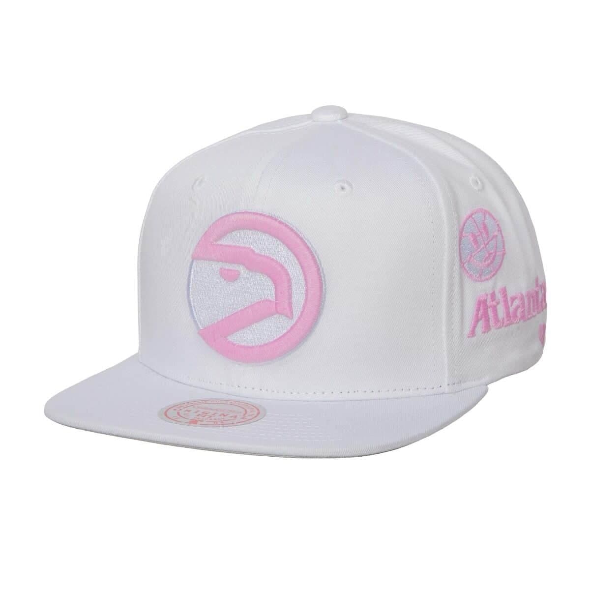 Mitchell-Ness-UV-Reactive-Snapback-HWC-Atlanta-Hawks-Hat-1