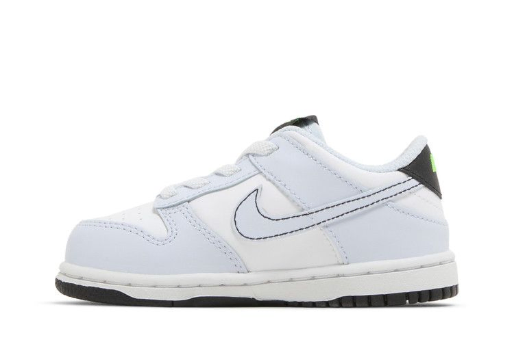 dunk-low-td-grey-green-strike-fb9107-107_02