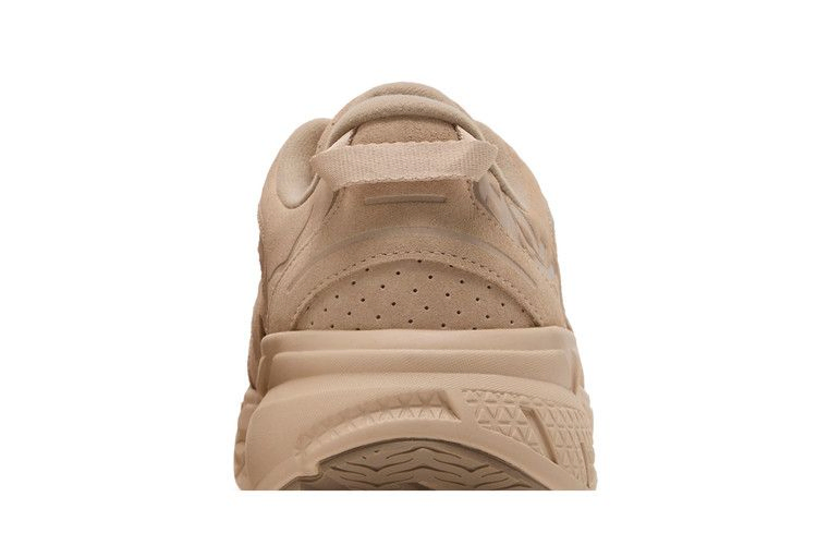 Кроссовки HOKA Clifton L Suede 'Shifting Sand Dune'