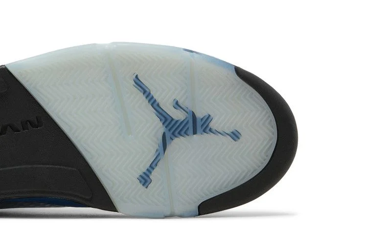 Кроссовки Air Jordan 5 Retro SE 'UNC' Sample