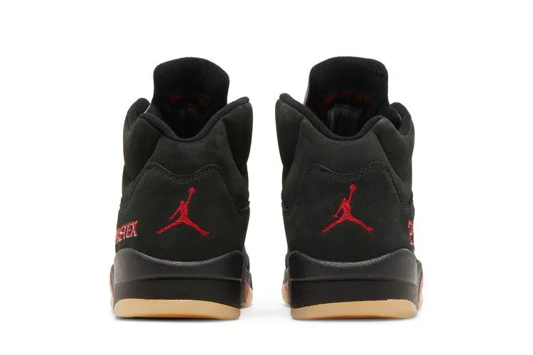 Krossovki-Wmns-Air-Jordan-5-Retro-GORE-TEX-Off-Noir-5