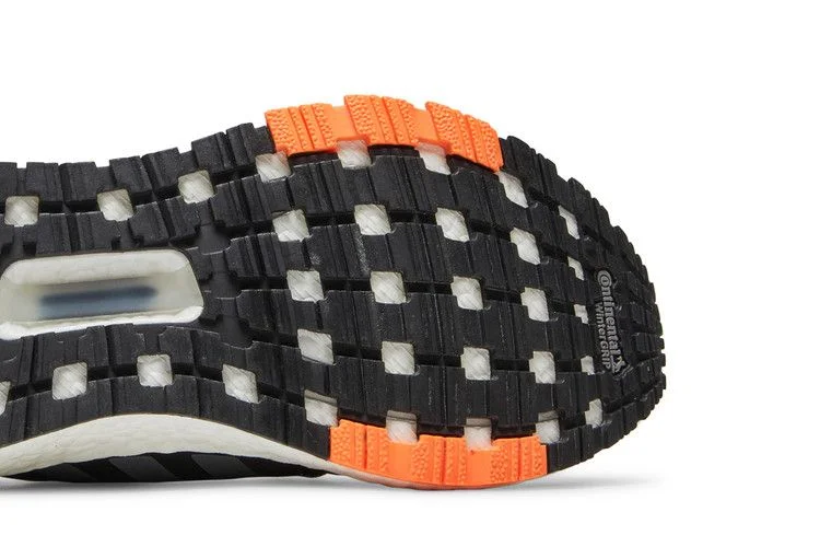 Кроссовки adidas UltraBoost Winter.Rdy 'Black Signal Orange'